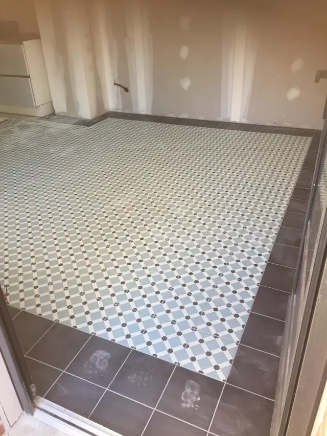Carreaux de ciment à motifs — réalisation Fornillo