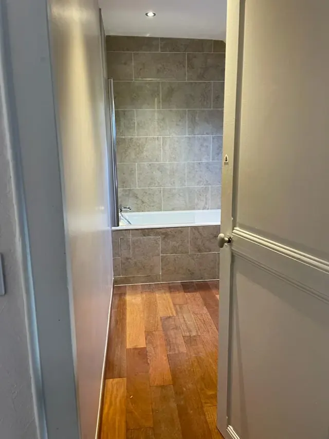 Parquet & salle de bains attenante — réalisation Fornillo